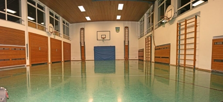 Halle_Weidach_innen_bearbeitet-1